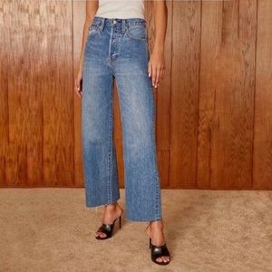Aritzia Denim Forum The Farrah High Rise Wide Leg 28L in Medium Blue